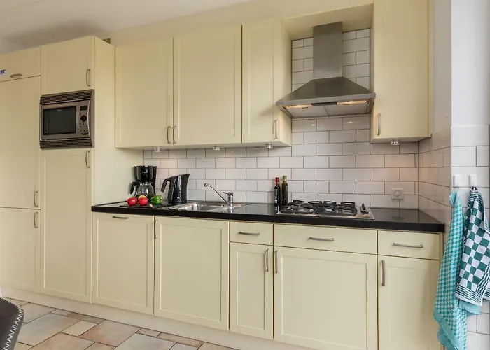 Roompot Kustpark Texel 假日公园 3*